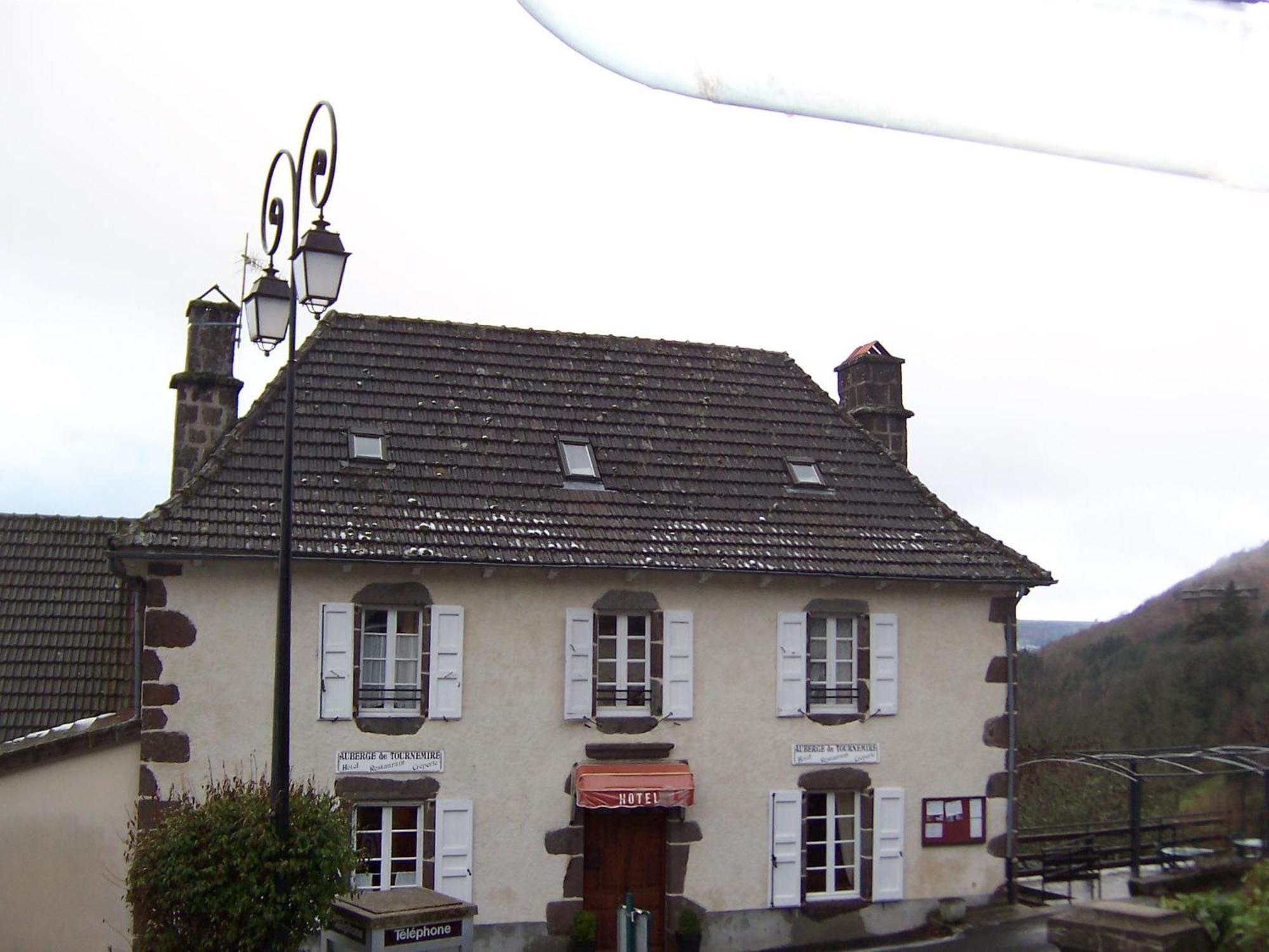 Auberge Hotel De Tournemire - Cantal Exterior foto