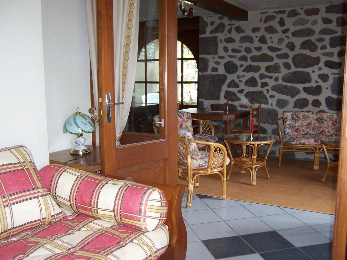 Auberge Hotel De Tournemire - Cantal Zimmer foto
